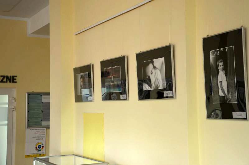 Cztery fotografie z wystawy