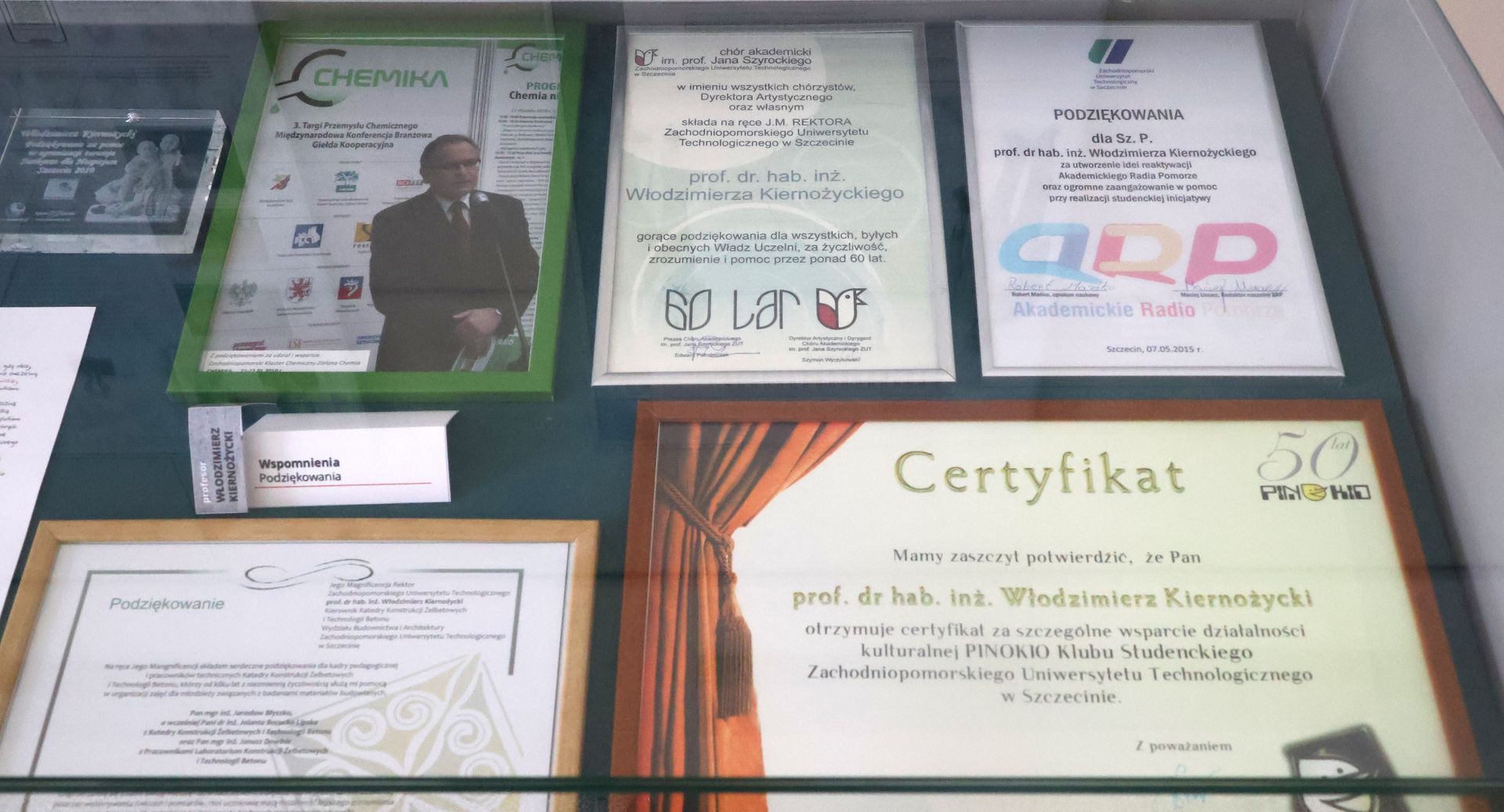 Fragment wystawy upamiętniającej Profesora Włodzimierza Kiernożyckiego