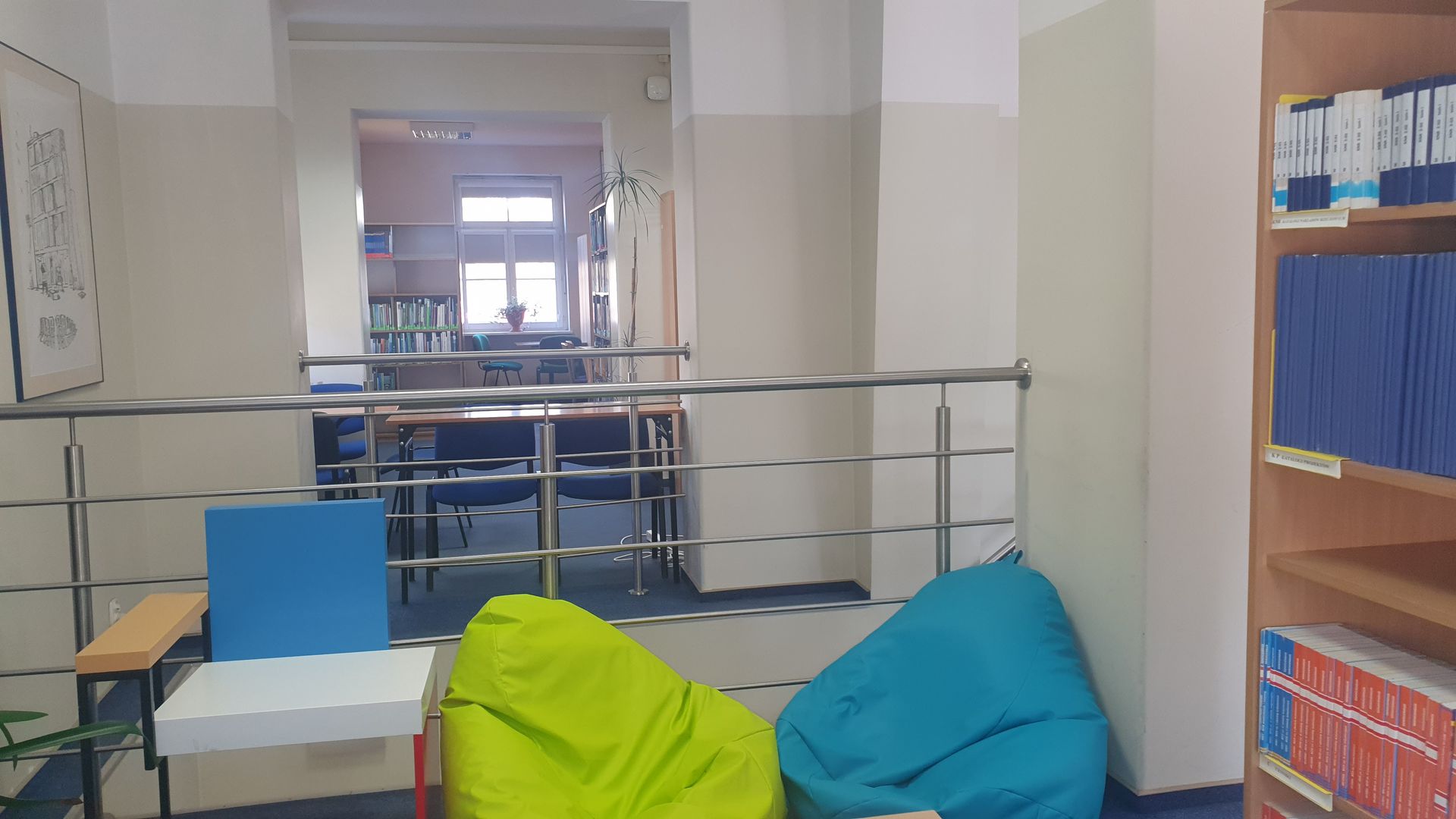 Krzesło w stylu Bauhaus w Bibliotece Wydziału Architektury