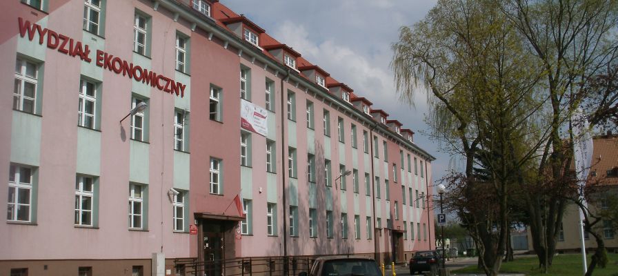 Budynek Wydziału Ekonomicznego