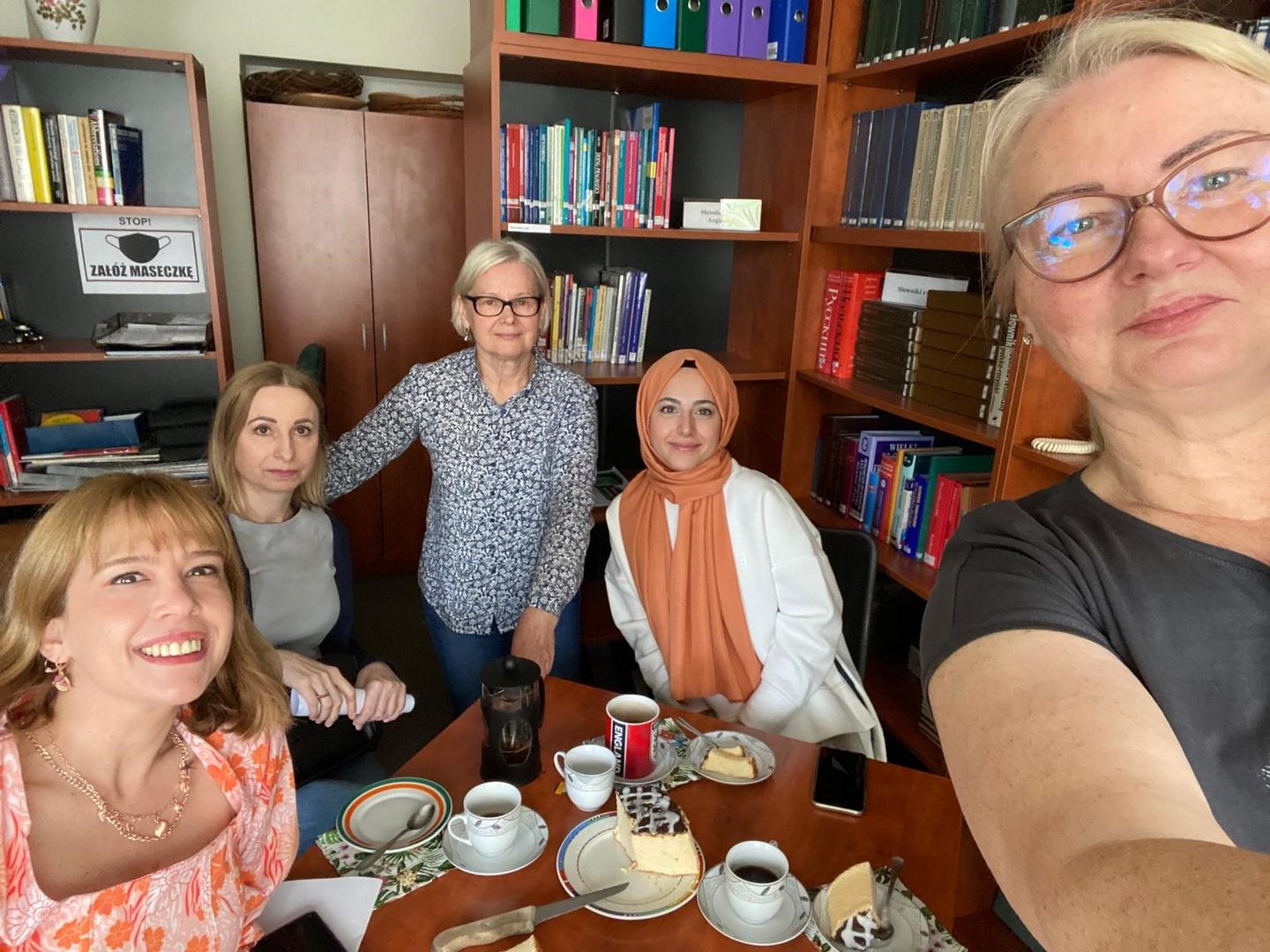 Fot. Barbara Cendrowska. Wizyta gości z Turcji w Wypożyczalni Językowej